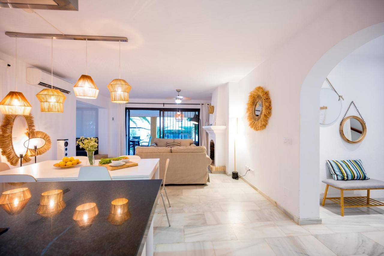 Typical Beach House Las Chapas Playa With Heated Pool Marbella Eksteriør bilde