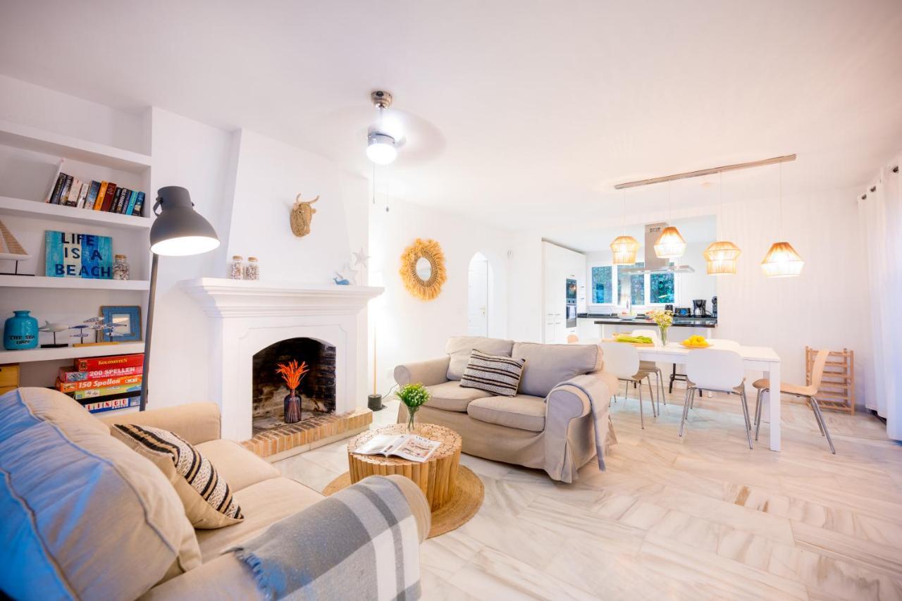 Typical Beach House Las Chapas Playa With Heated Pool Marbella Eksteriør bilde