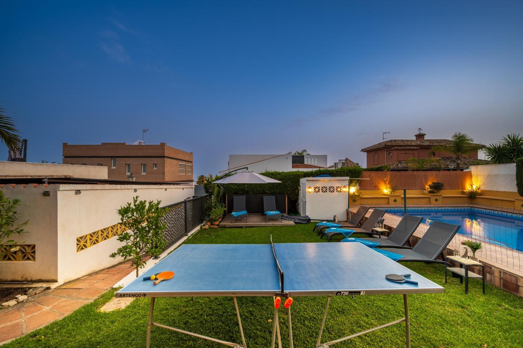 Typical Beach House Las Chapas Playa With Heated Pool Marbella Eksteriør bilde