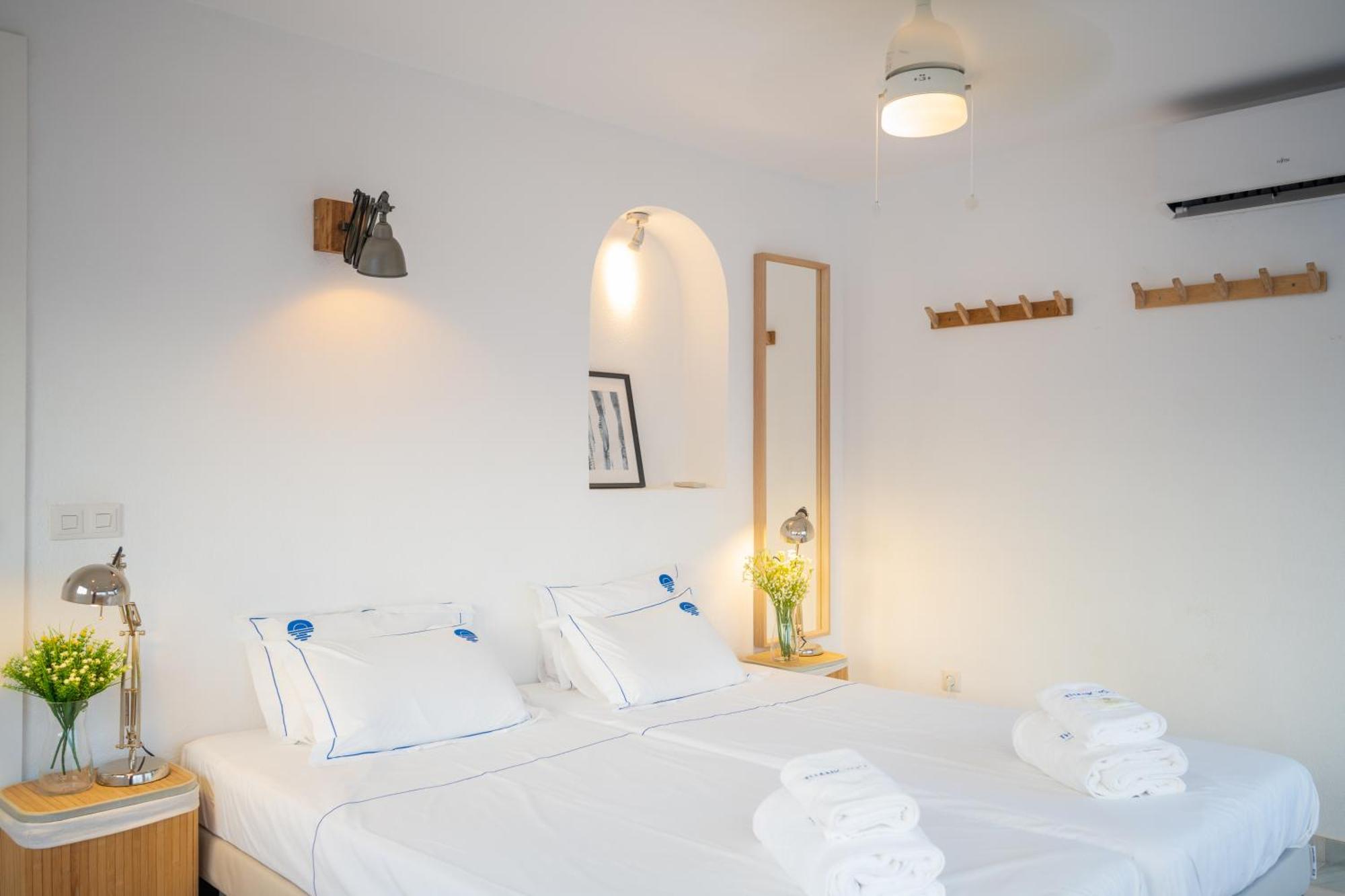Typical Beach House Las Chapas Playa With Heated Pool Marbella Eksteriør bilde