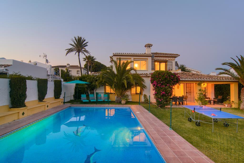 Typical Beach House Las Chapas Playa With Heated Pool Marbella Eksteriør bilde