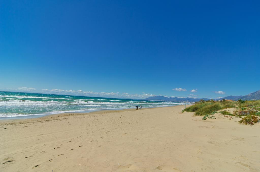 Typical Beach House Las Chapas Playa With Heated Pool Marbella Eksteriør bilde