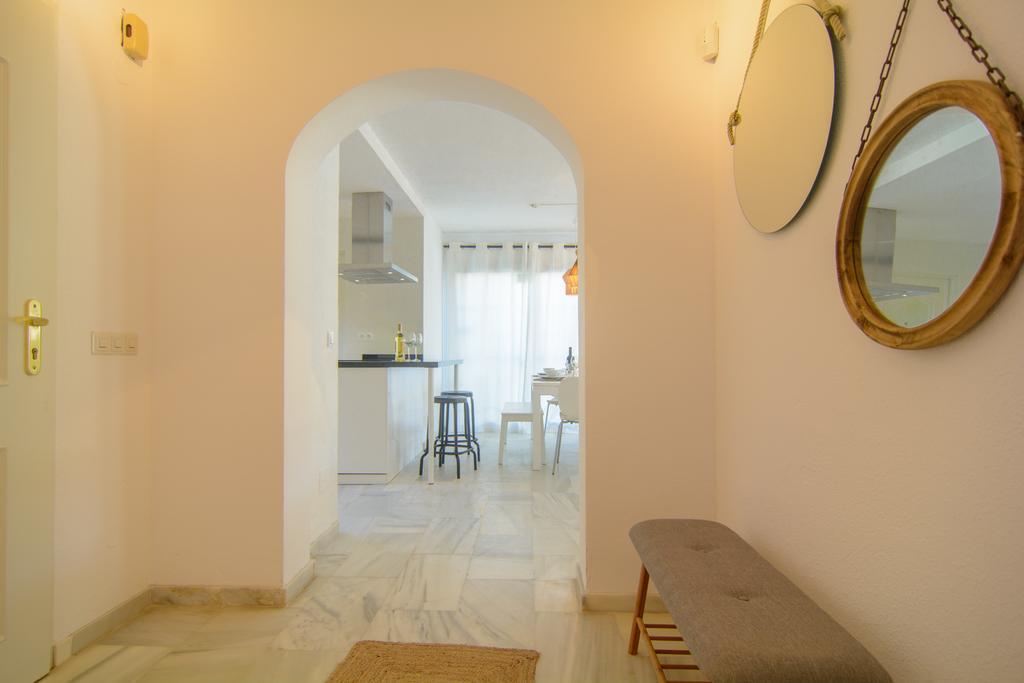 Typical Beach House Las Chapas Playa With Heated Pool Marbella Eksteriør bilde
